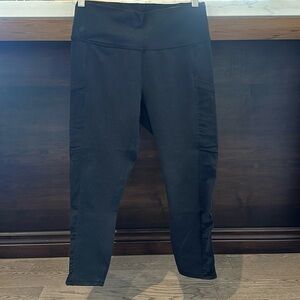 Fabletics Women’s On-The-Go PowerHold High-Waisted Legging Black, Size M